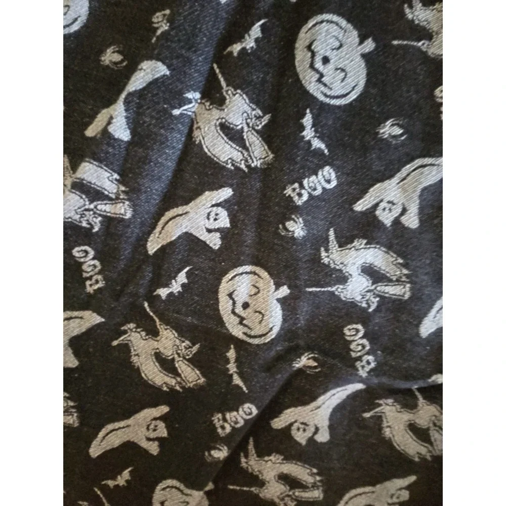 Halloween Tablecloth Black White Gray Reversible Rectanglr Pumpkin Witch Bats